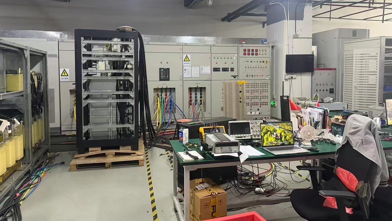 Thử nghiệm tại nhà máy UPS RhimoPower